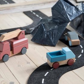 Sebra Feuerwehrauto aus Holz, Stapel-Spielzeug 03