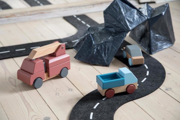 Sebra Feuerwehrauto aus Holz, Stapel-Spielzeug 03