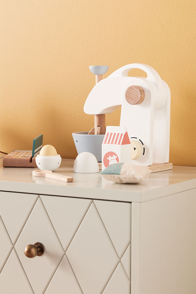 Kids Concept Mixer auf Kommode