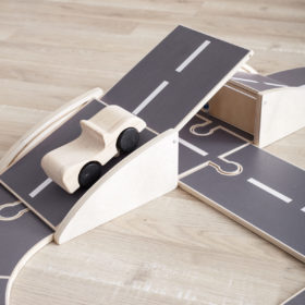 Kids Concept Auto Cabrio Aiden mit Straße