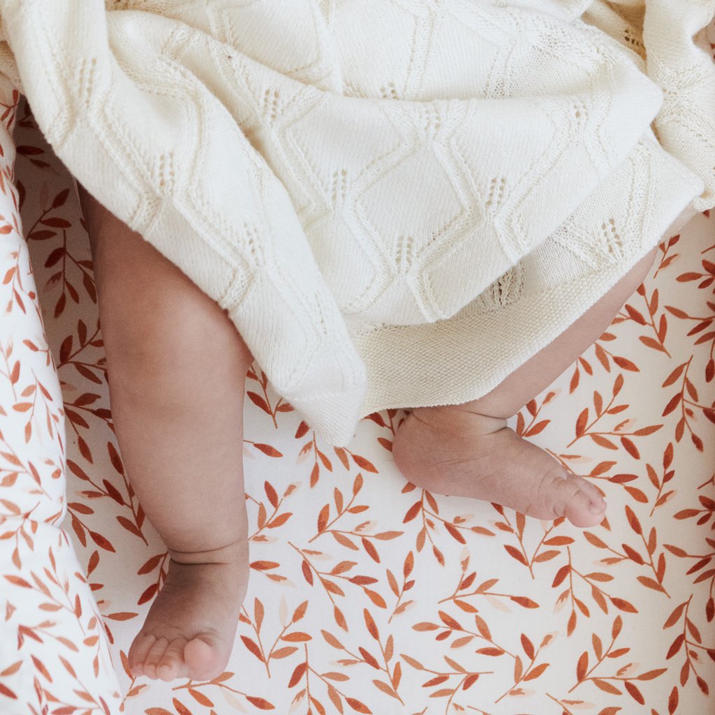 Cam Cam Babynestchen „Caramel Leaves“ Detail