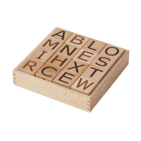 Kids Concept Buchstaben-Klötze NEO natural