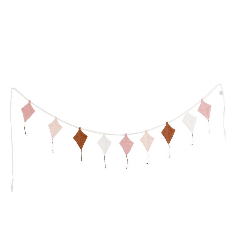 Saga Copenhagen Drachen Wimpelkette „Mix Rose“, 240cm