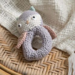 Sebra Häkel-Rassel Blinky die Eule „raindrop grey“ 02
