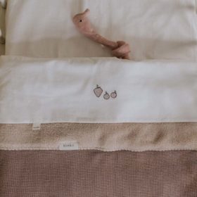 Koeka Decke Cairo mit Teddyfutter in Plum