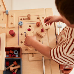 Kids Concept Spielwerkzeugwerkbank aus Holz 03