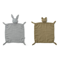 Liewood Agnete Kuscheltuch „Mr bear khaki : rabbit blue fog“ 01