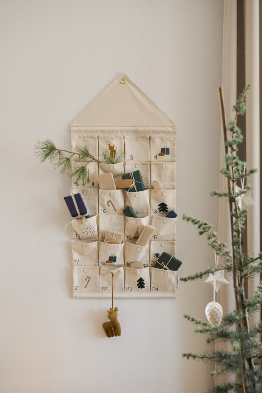 Liewood Weihnachtskalender Babbo „Holiday sandy mix“, 50x100cm 03