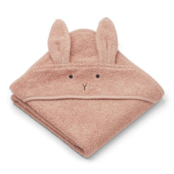 Liewood Kapuzenhandtuch Albert „Rabbit dusty coral“ 01