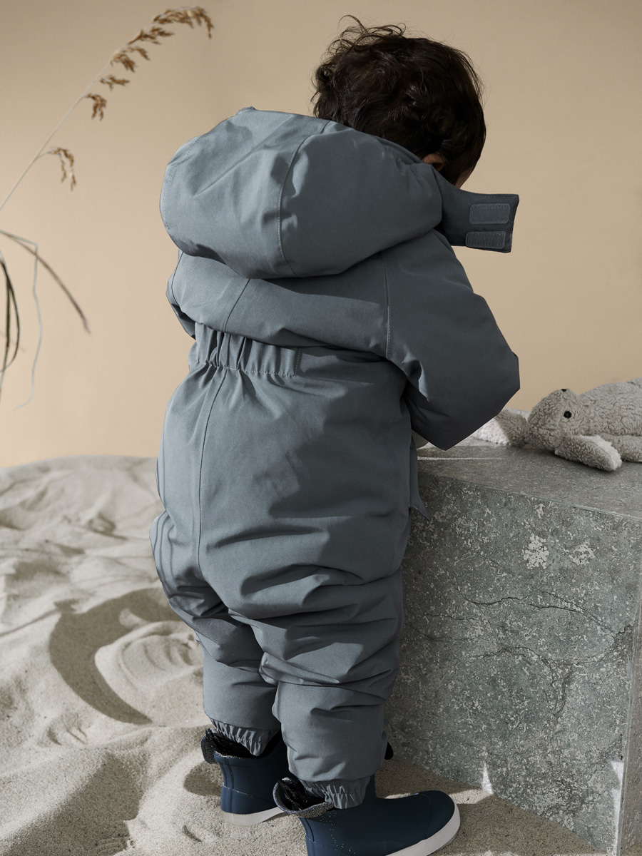 Liewood Sne Schneeanzug für Kinder „Whale blue“ 06