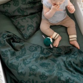 DELISTED Sebra Baby-Bettwäsche Forest „bottle green“, 100x70cm / 45x40cm – Bild 3
