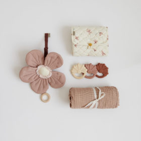 DELISTED Cam Cam Windröschen Mobile „Dusty Rose“, 30x30cm, OCS – Bild 3