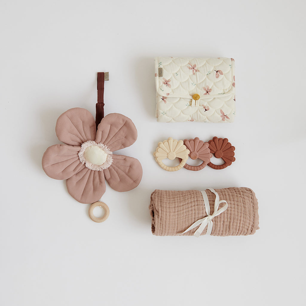 DELISTED Cam Cam Windröschen Mobile „Dusty Rose“, 30x30cm, OCS – Bild 3