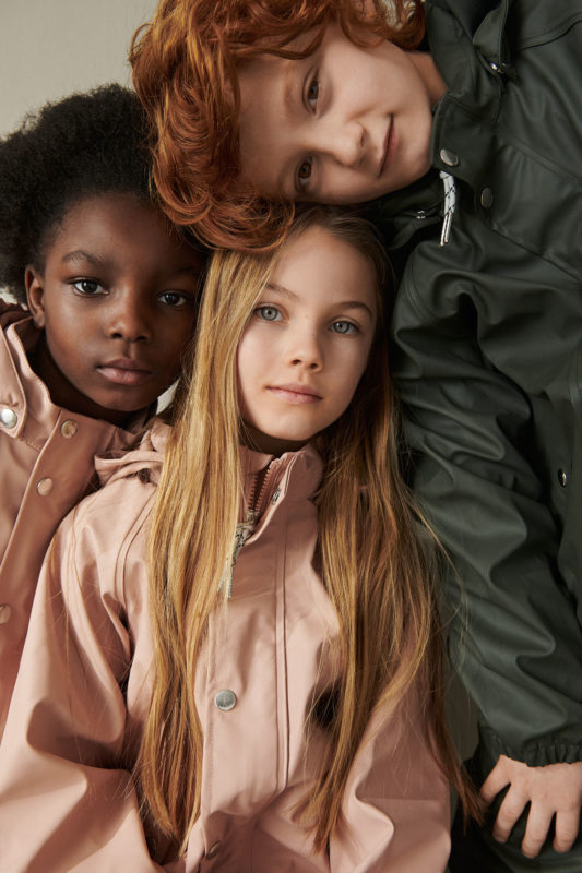 Liewood Serena Regenbekleidungs-Set Junior „Golden caramel“, Gr. 110, 116, 122 – Bild 14
