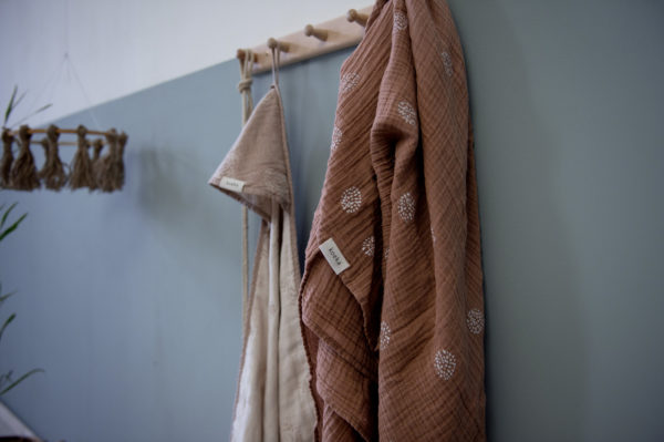 koeka Musselin-Set Wonder „soft earth“, Wickeltuch + Spucktuch, 2er-Set 07