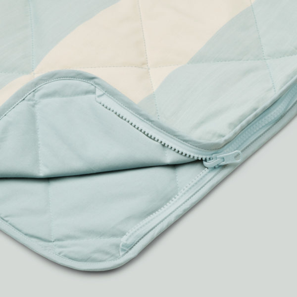 Liewood Kinderschlafsack Aurora „Sea blue / sandy“, Steppdecke, 150x65cm – Bild 3