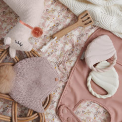 Cam Cam Lama Kuscheltier „Puder“, OCS, 20x20cm 02