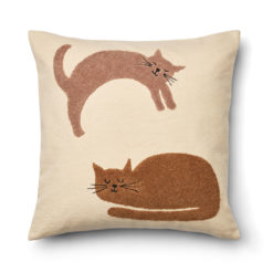 Liewood Belton pillow_LW14380_1157_Cat appleblossom mix_3-22_2
