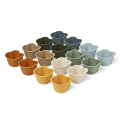 Liewood Tilo Cup Cake Backformen „Mr Bear : Faune green multi mix“, 16er-Set, Silikon 01
