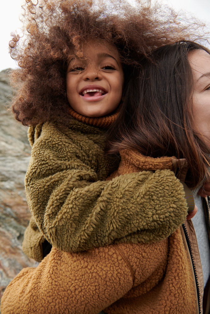 Liewood Schlauchschal Mathias „Golden caramel“, Kinderschal, Bio-Baumwolle – Bild 2