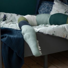 DELISTED Sebra Bettschlange Sleepy Croc „Dragon Tales“, gestrickt, 190cm – Bild 2