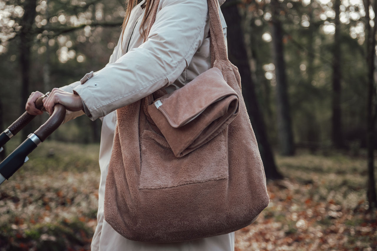 koeka Wickeltasche Malmo Teddy „pebble“, Stofftasche, 42x58cm – Bild 4