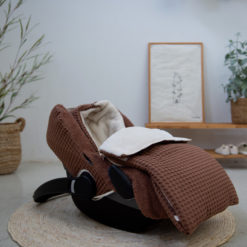 koeka Fußsack Oslo „hazel / pebble“ für 3-Punktgurt, 0+ – Bild 3