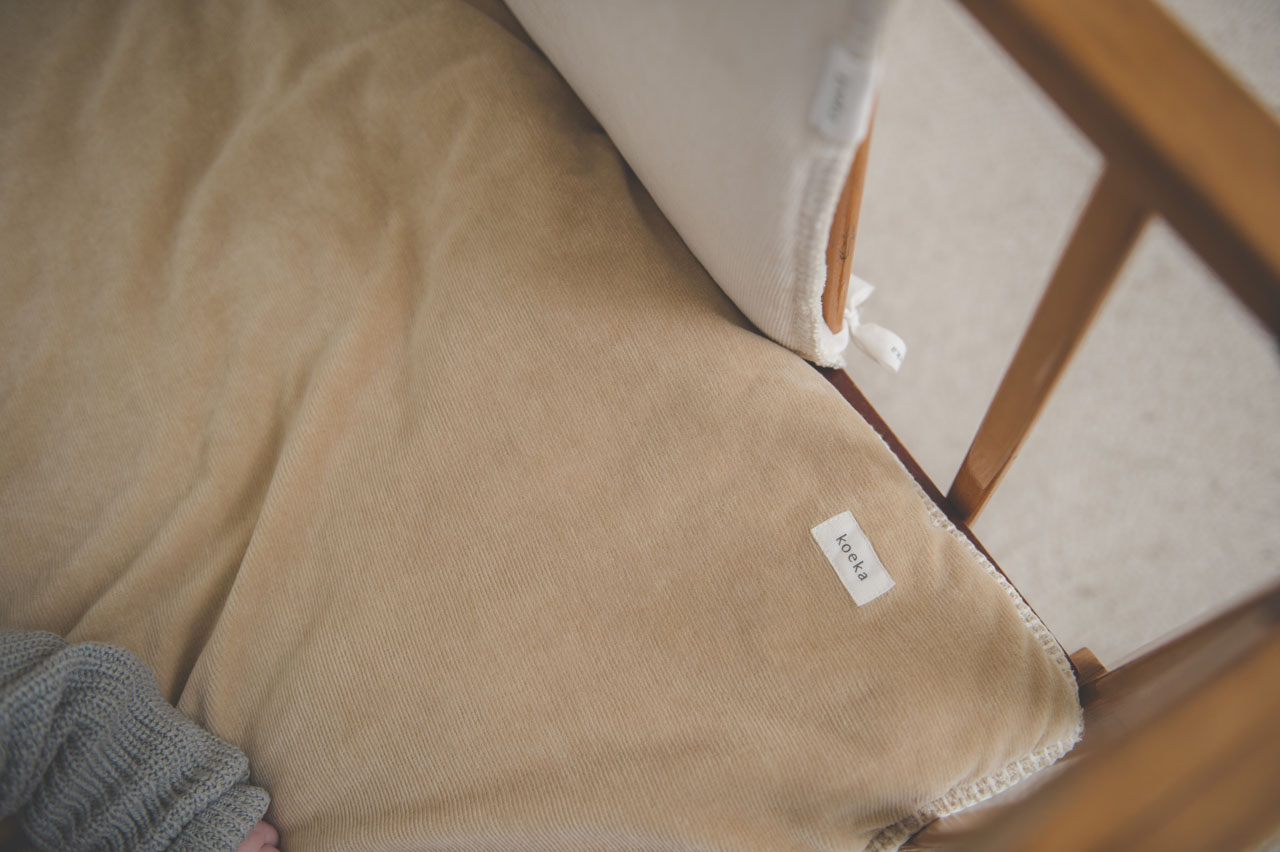 koeka Krabbeldecke Oddi „grain / warm white“ 80x100cm – Bild 4