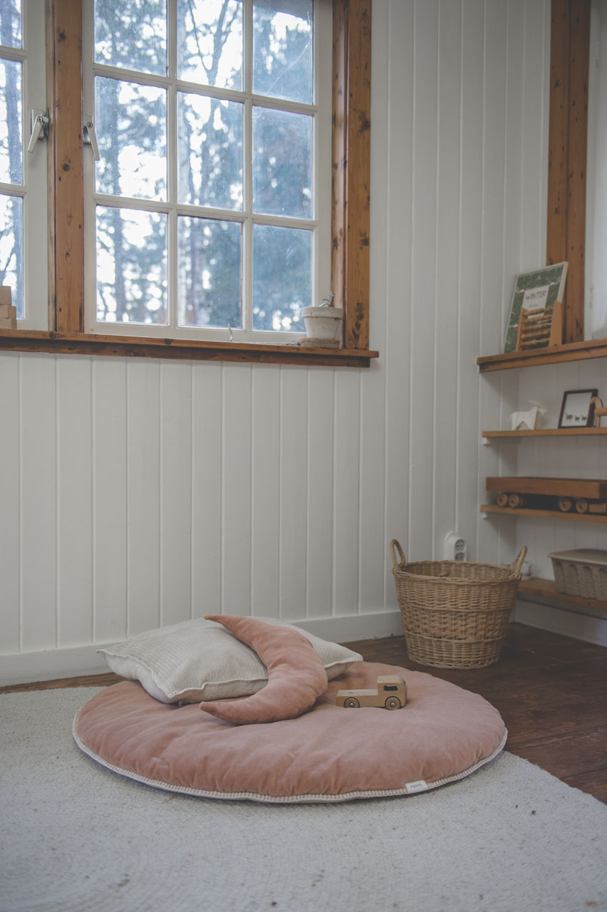 koeka runde Krabbeldecke Oddi „soft earth / warm white“ ø90cm – Bild 4