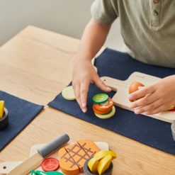 PlanToys Steak-Spielset aus Holz – Bild 8