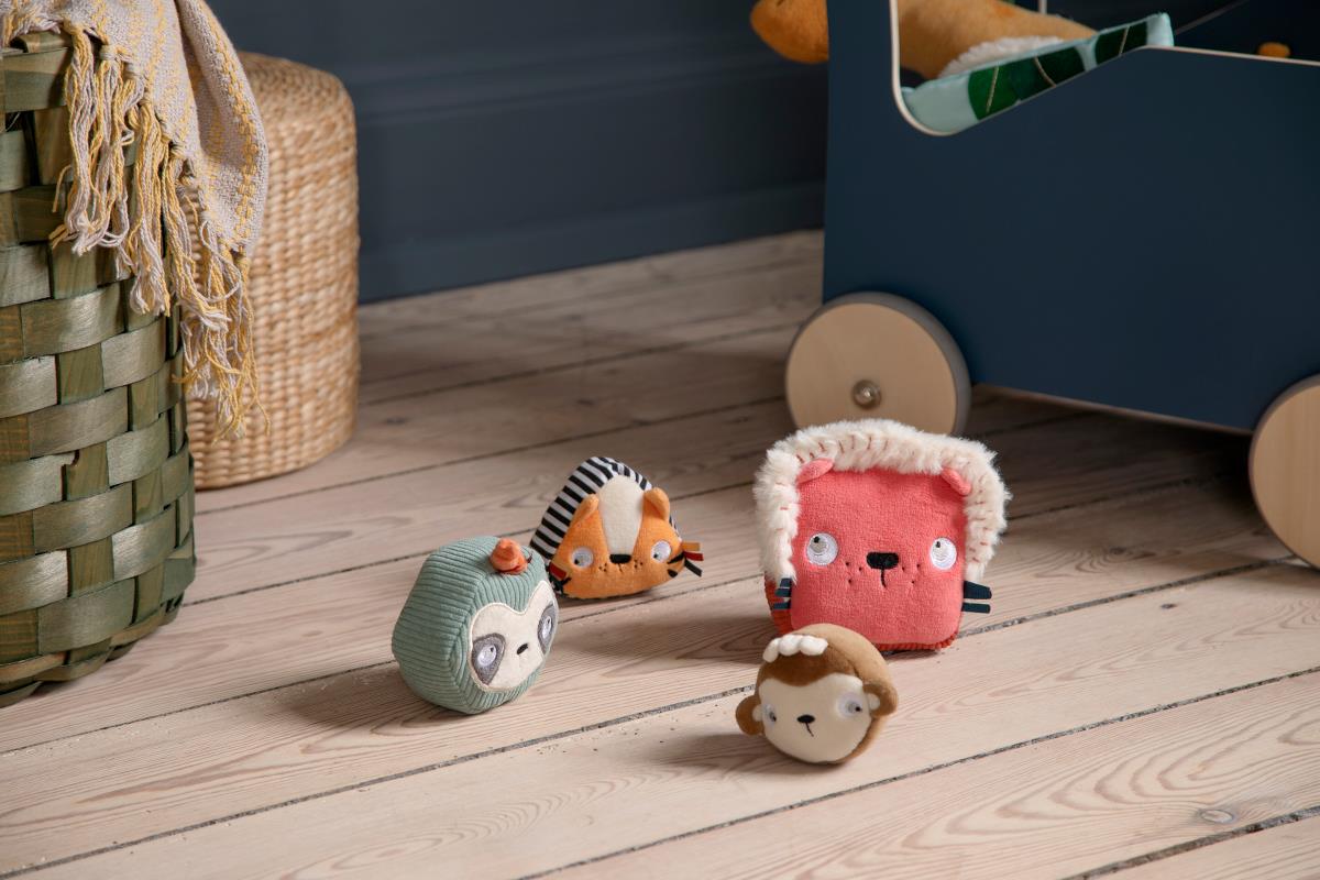 Sebra Aktivitätsspielzeug „Woodland“, Stapelturm, 4er-Set – Bild 2