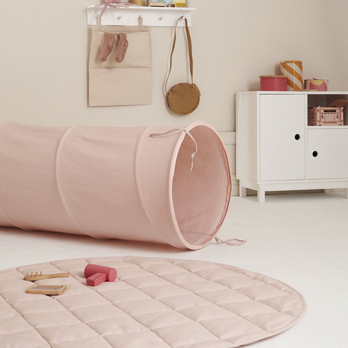 DELISTED Kids Concept Spielteppich „hellrosa“, ø100cm – Bild 4