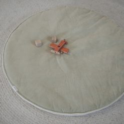 koeka runde Krabbeldecke Oddi „sage / warm white“ ø90cm – Bild 5
