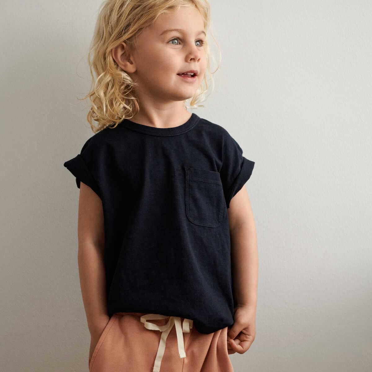 Liewood Dodoma Baby-T-Shirt „Whale blue / Sandy“, Gr. 68-8 – Bild 4