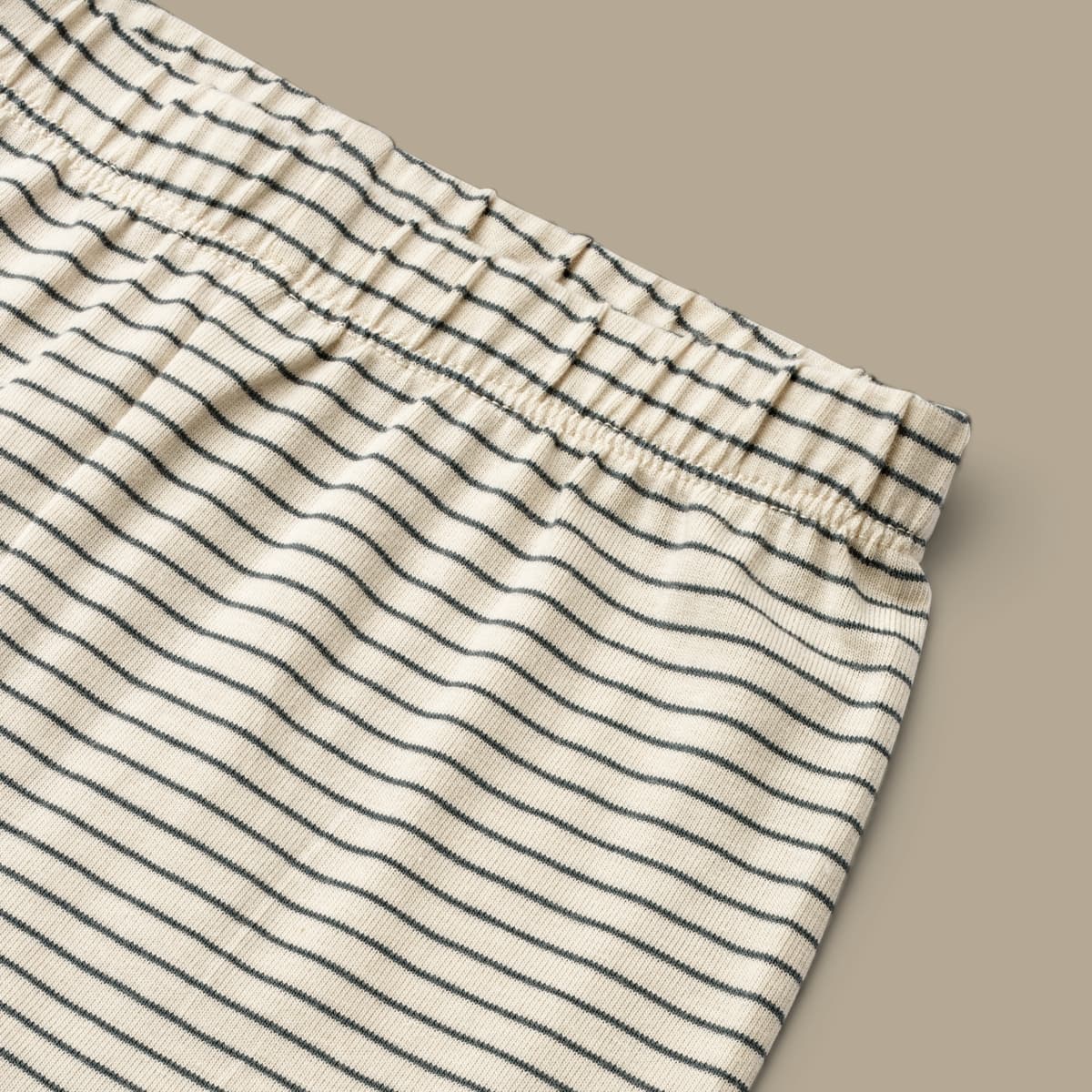 Liewood Kinder-Leggings Marie „Whale blue / Sandy“, Gr. 56-62 – Bild 3