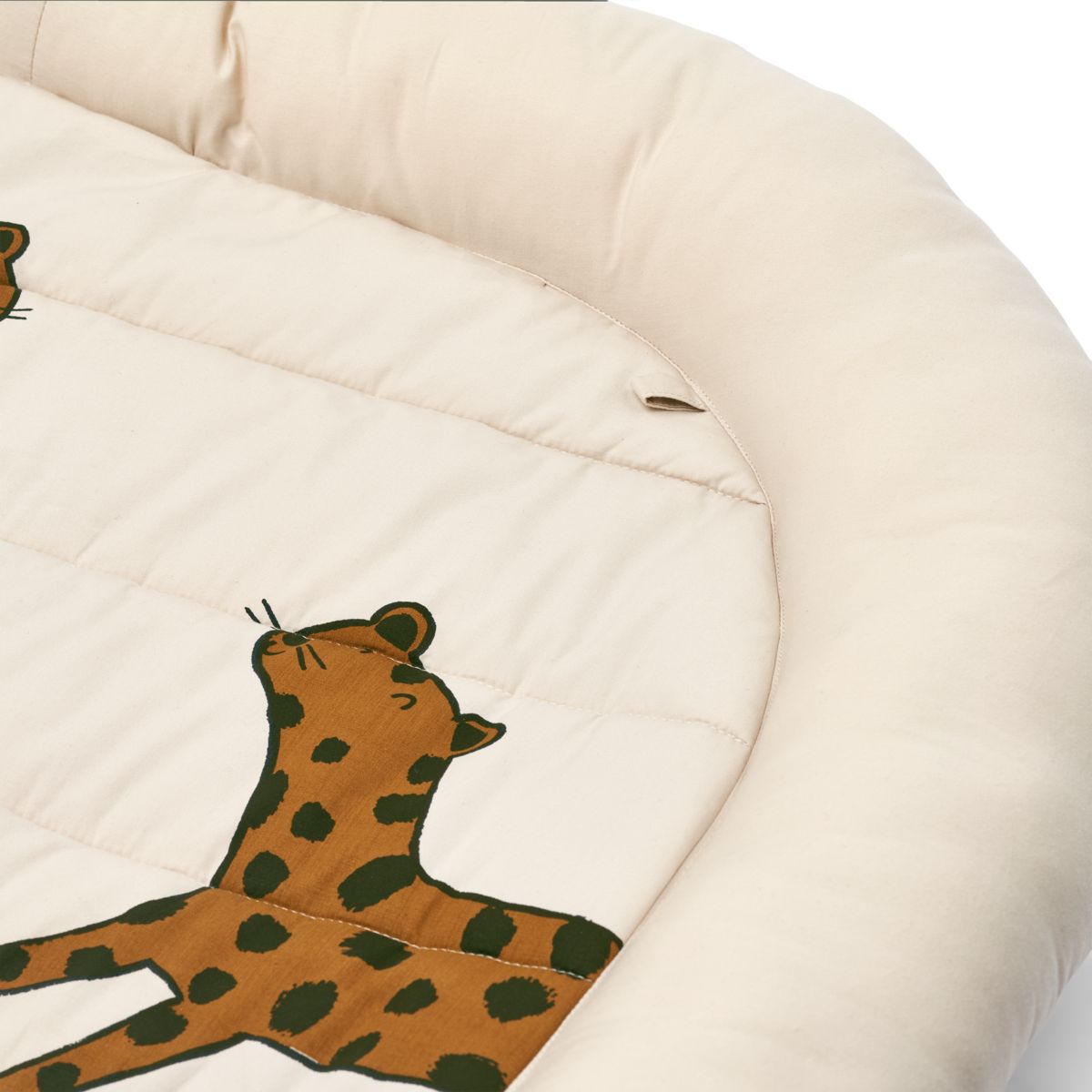 Liewood Baby-Aktivitätsnest Amin „Leopard / Sandy“, 90x100cm – Bild 2