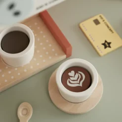 Kids Concept Kaffeemaschine „Kids Hub“, FSC®-Holz – Bild 11