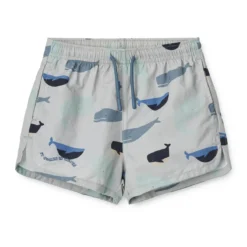 Liewood Aiden Kinder-Badeshorts „Whales / Cloud blue“