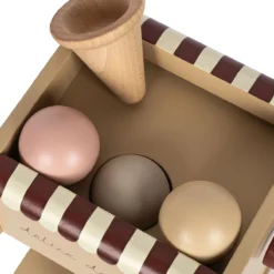DELISTED Konges Sløjd Eiscreme-Maschine aus FSC®-Holz – Bild 4