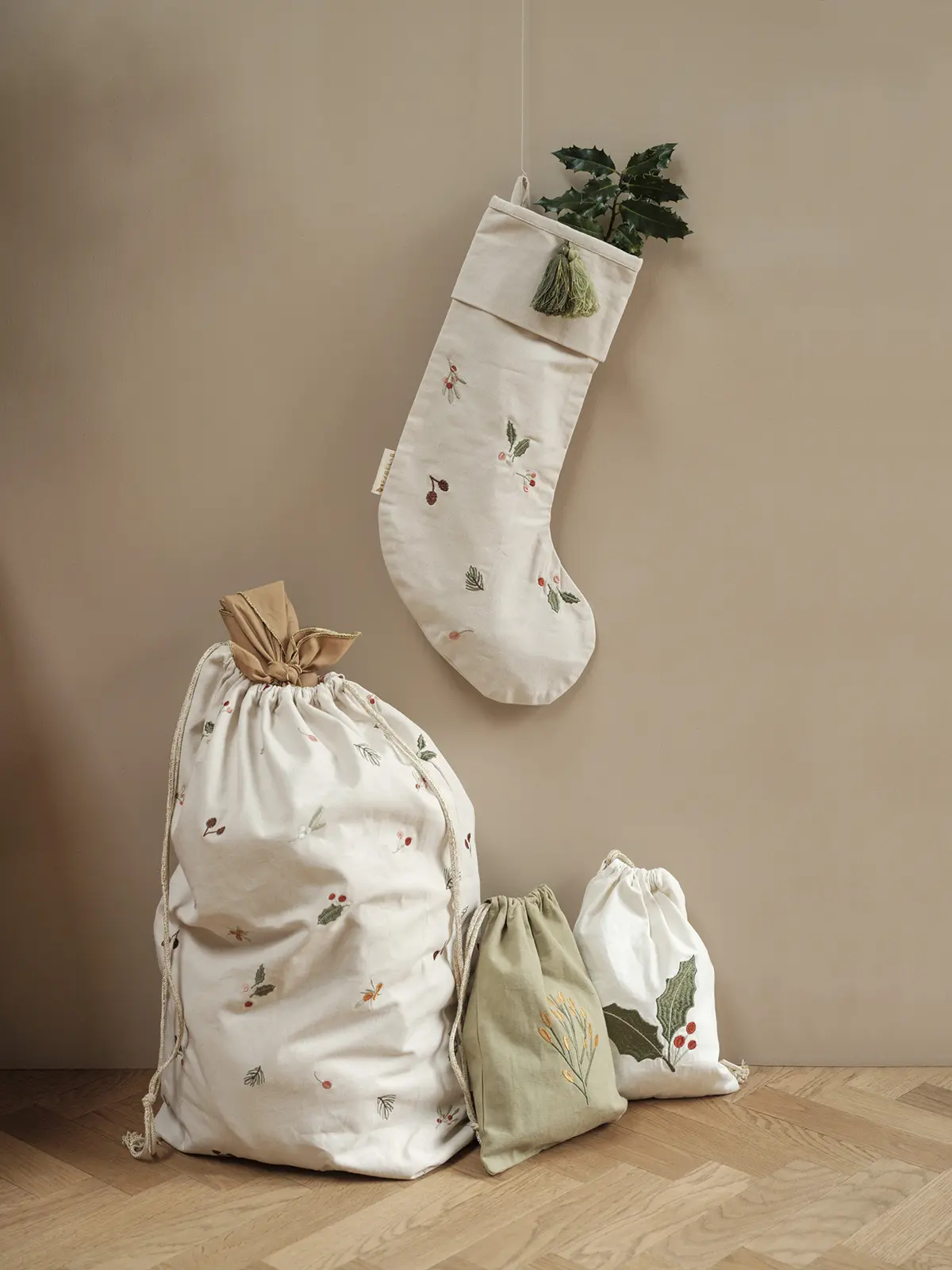 Fabelab Weihnachtsstrumpf „Rentier / Cinnamon“, L50cm – Bild 2