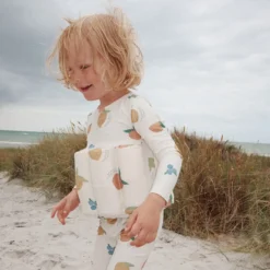 Konges Sløjd Floatsuit Schwimm-Jumpsuit „Fruity“, mit Schwimmhilfe, LSF 50+