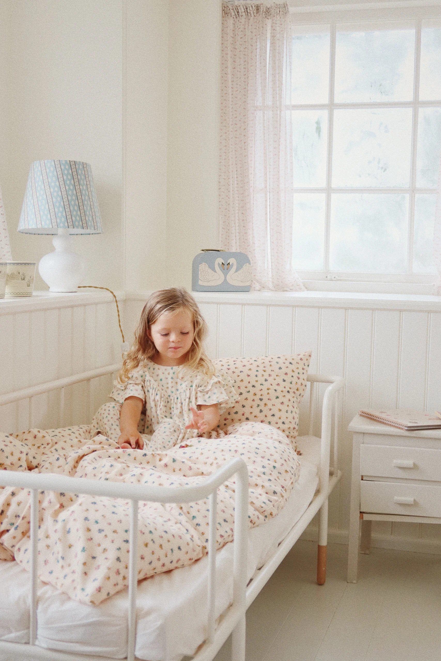 Konges Sløjd Junior Bettwäsche „Bloomie Blush“, 100x140cm / 40x45cm