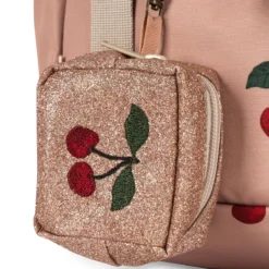 DELISTED Konges Sløjd Schulrucksack Clover „Ma Grande Cerise Mahogany“ – Bild 17
