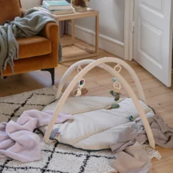 Sebra Aktivitäts-Spieldecke mit Spielbogen, „Wildlife animals“, Ø90cm