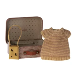 Maileg gestricktes Kleid und Tasche im Koffer für Große Schwester Maus