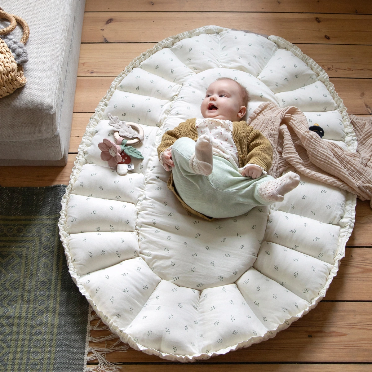 Sebra 3-in-1 Baby Nestchen „Sophora Leaves“, Bio-Kapokfüllung, L72cm