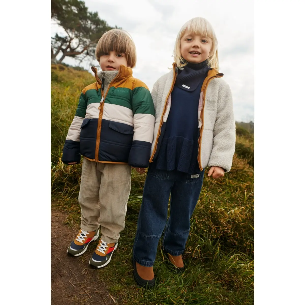 Liewood Kinderhalswärmer Vilo „Golden caramel“, Sherpa Fleece, OEKO-TEX®, 6-10 Jahre – Bild 2