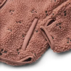 Liewood Mara Sherpa Jacke mit Kapuze „Cherries / Dark rosetta“
