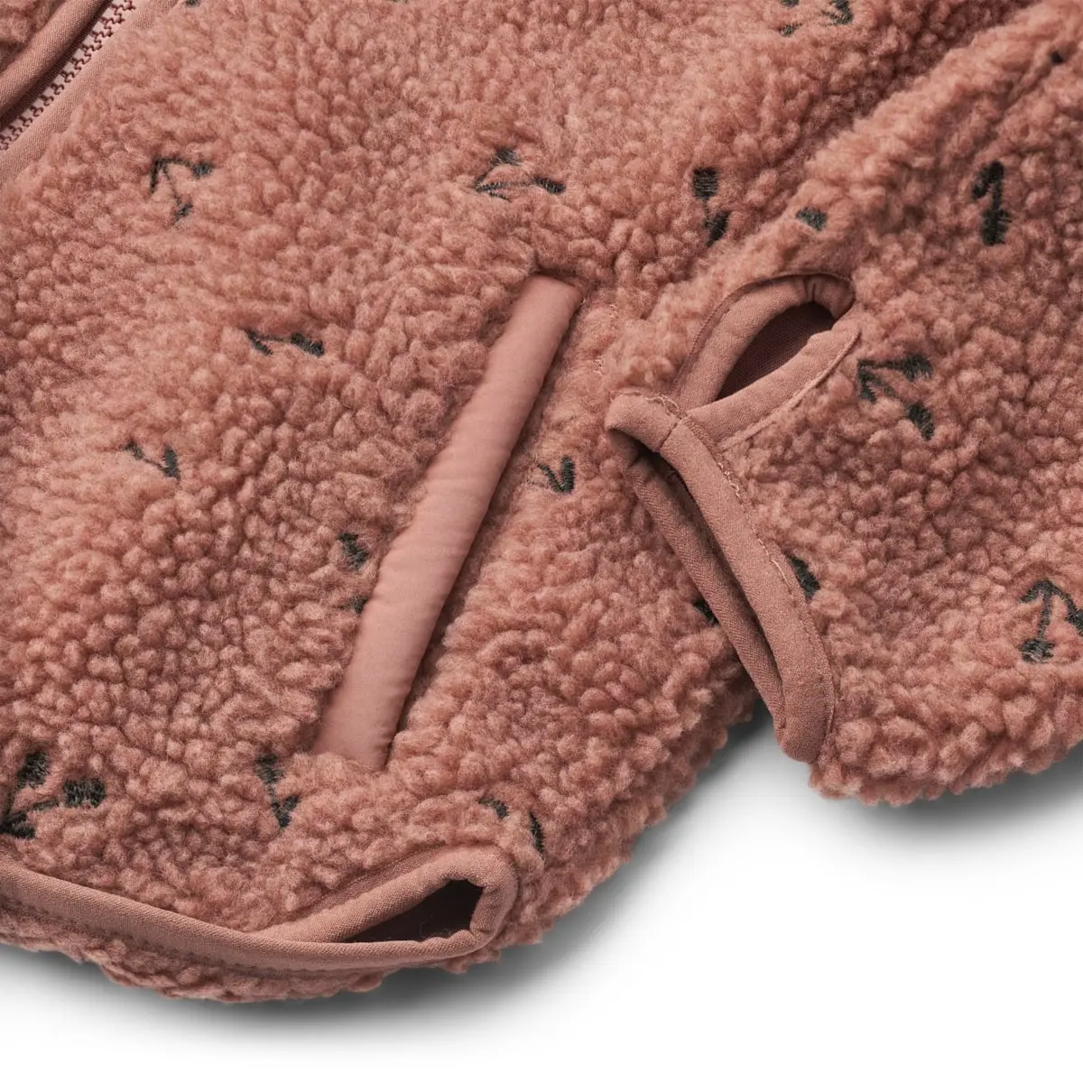 Liewood Mara Sherpa Jacke mit Kapuze und Ohren „Cherries / Dark rosetta“