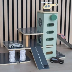 Jabadabado Parkhaus Garage aus Holz
